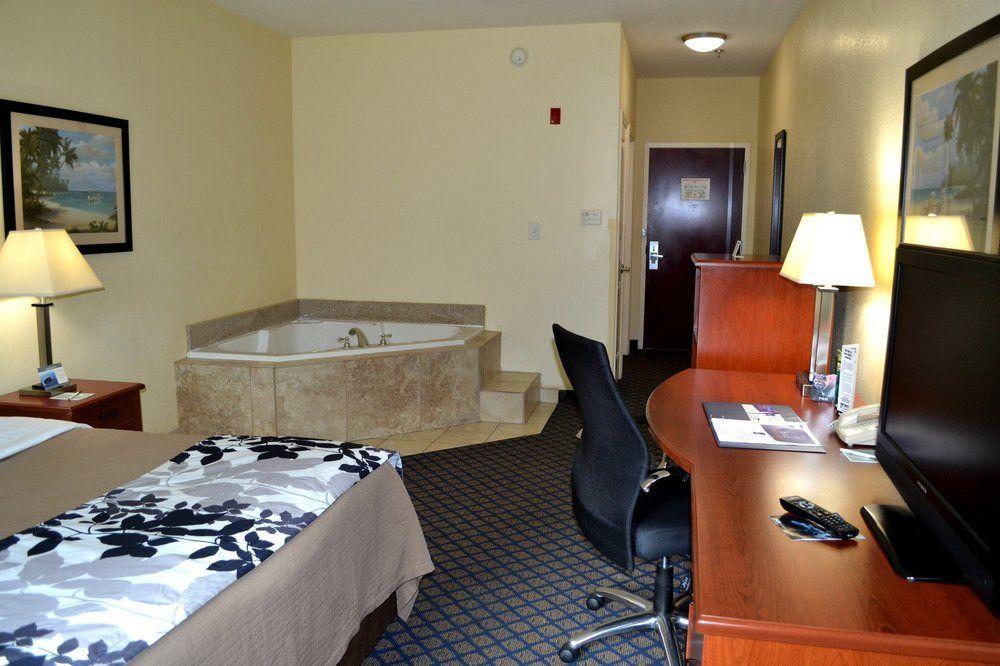Sleep Inn & Suites University-Shands Gainesville Exterior foto